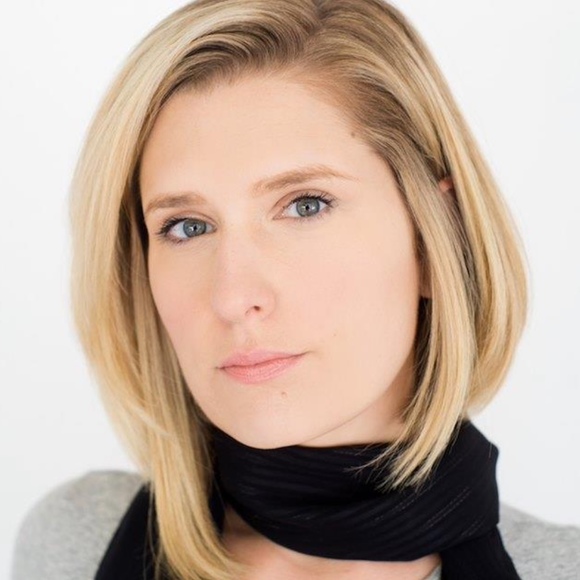 Meet your Posher, Laura - Picture 1 of 1